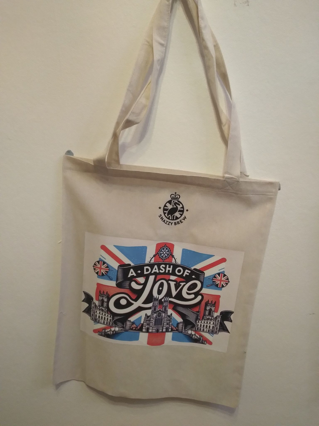 "Union Jack + Love" Snazzy Tote 