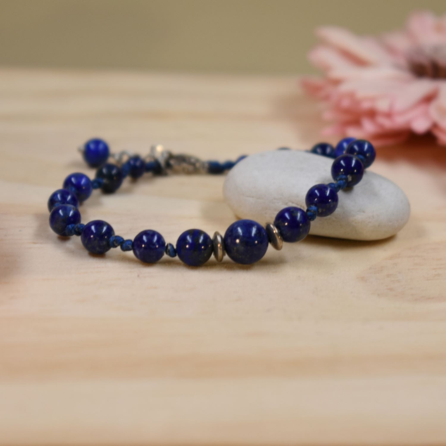 Bracelet Femme en pierres de 6mm en lapis lazuli