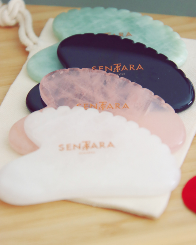 Gua Sha Coeur à Dents - Quartz Rose