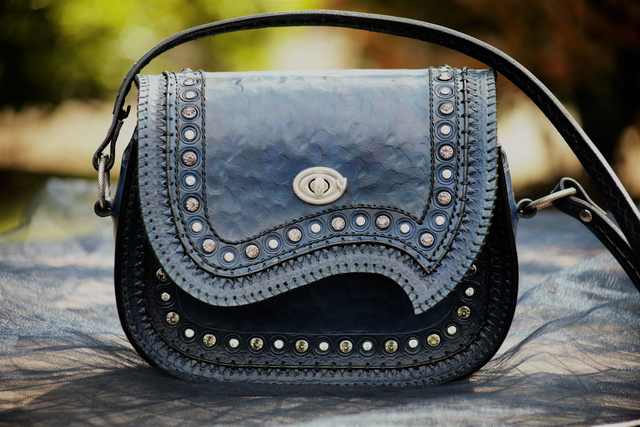 Sac en cuir bleu  style Fantasy