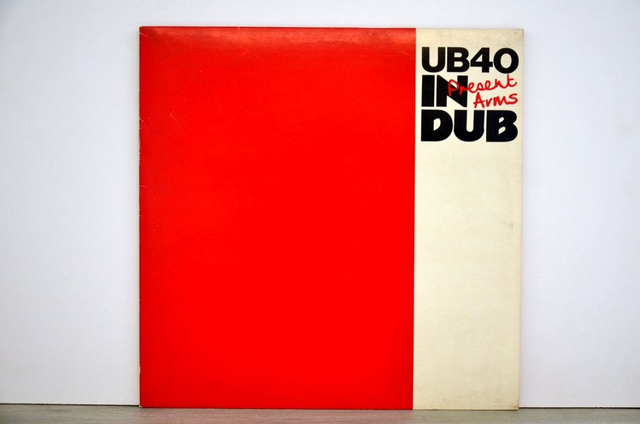 UB 40 - Present Arms In Dub (1981)