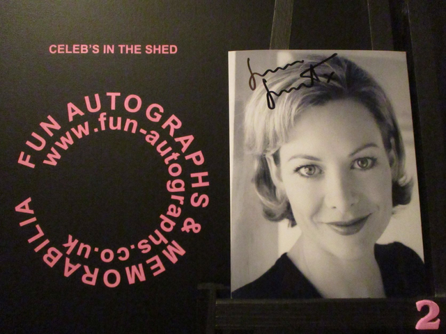 Sara Stewart Authentic Autographed 6x4.5 Photograph (2)