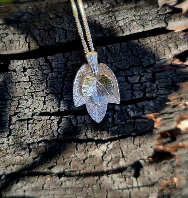 Pendentif Feuille