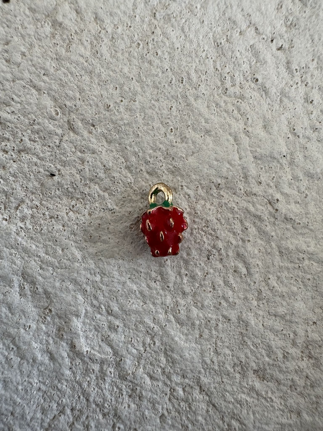 Charm Petite fraise