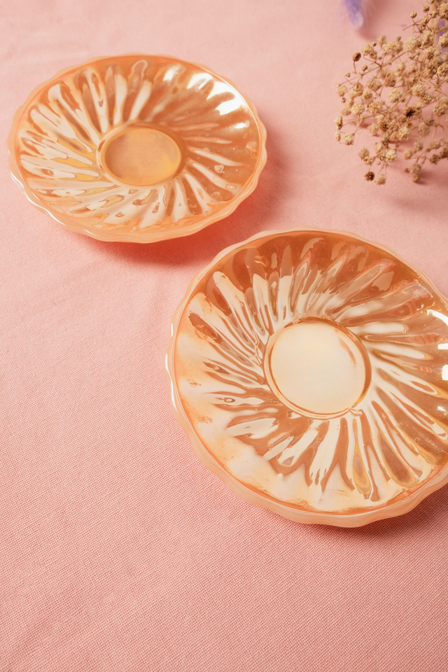 Lot de 2 soucoupes pêche Fire King ✨