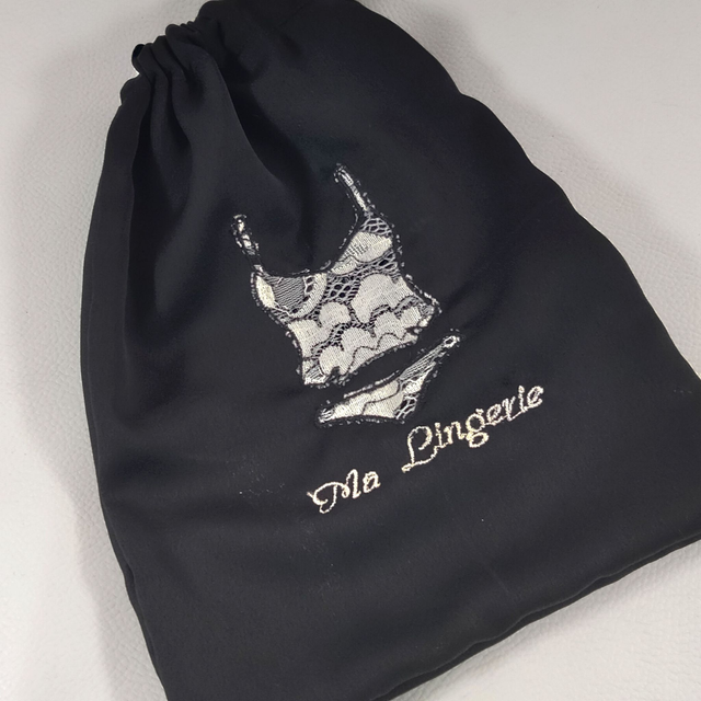 Pochette à lingerie 