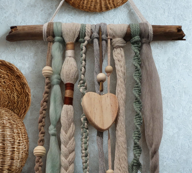 SUSPENSION MURALE en macramé