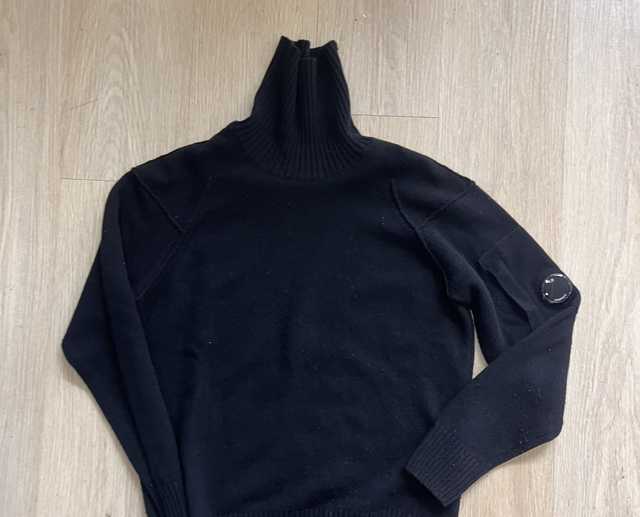 CP company maglione collo alto XS pre-owned