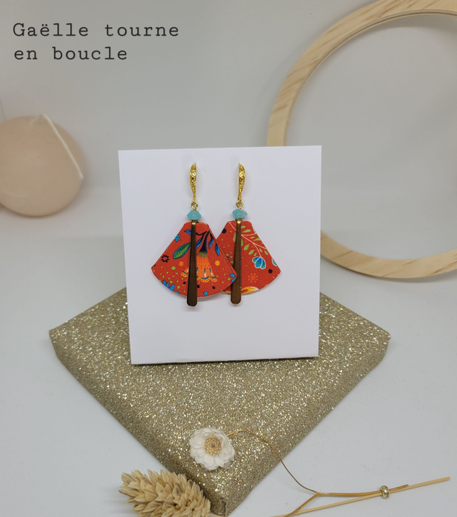 Boucles dorées, Tissu Florale rouge Collection "Odile Bailloeul"