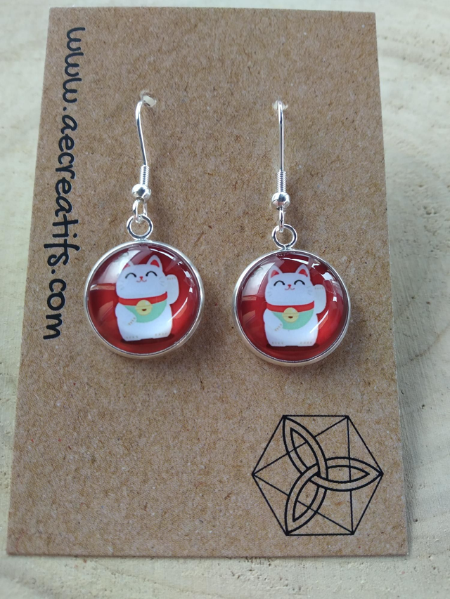 Boucles d&#039;oreilles cabochons chat de la chance 