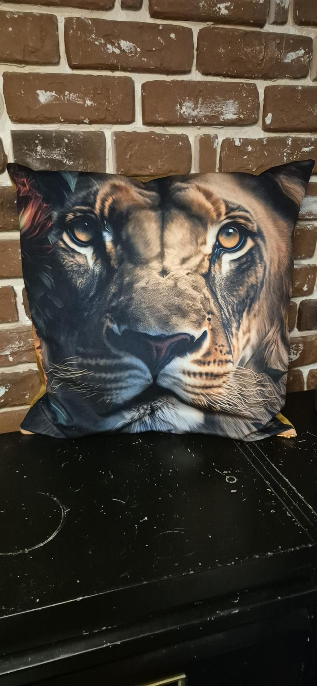 Coussin lion 