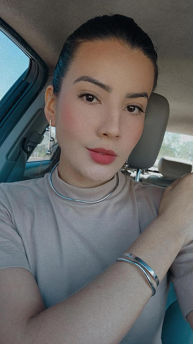 Choker Aro Ondulado Ródio Branco