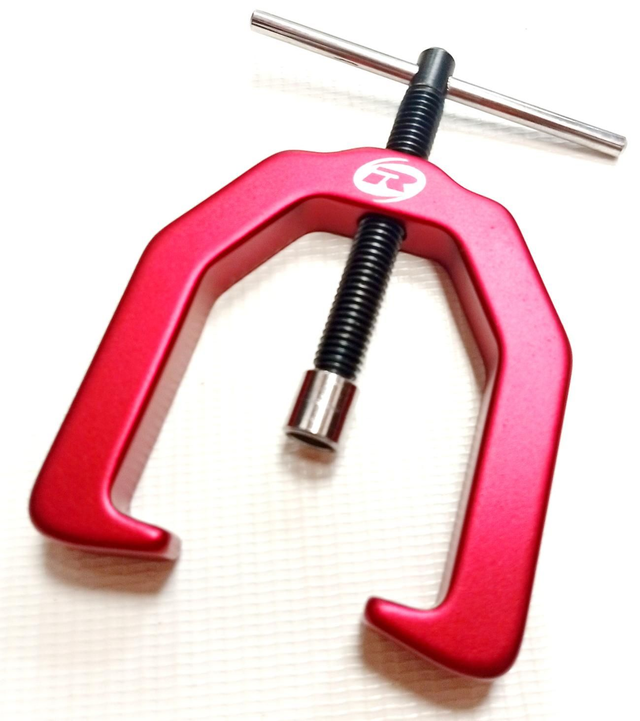 Estrattore per volano