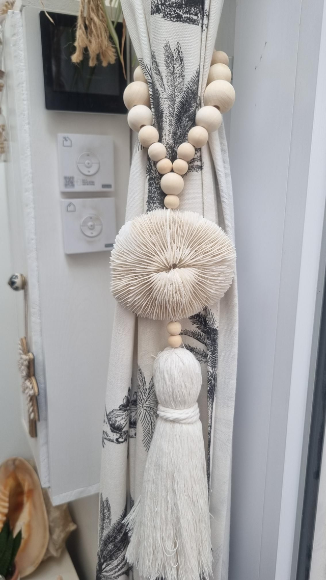 Embrasse corail pompon beige 