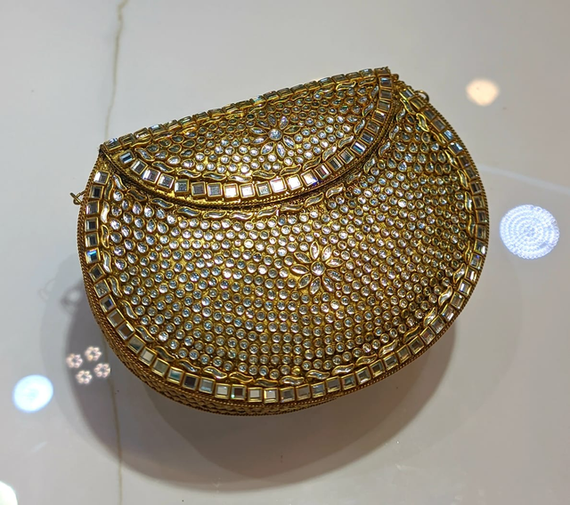 Gold Kundan Clutch Maxi