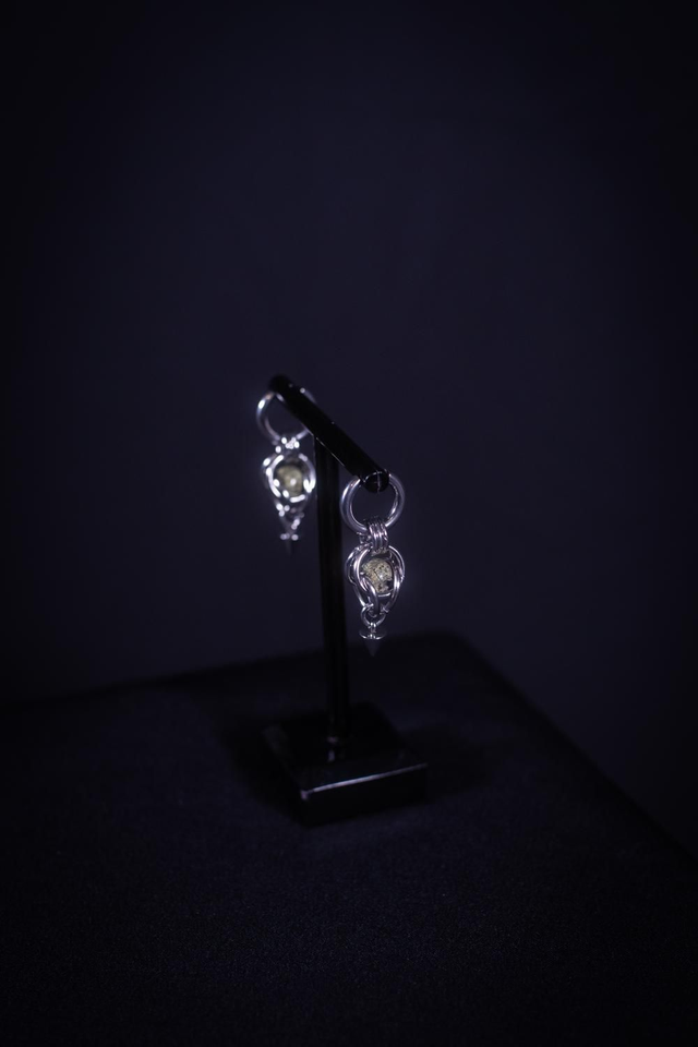 Twins Pearl (Serpentine)