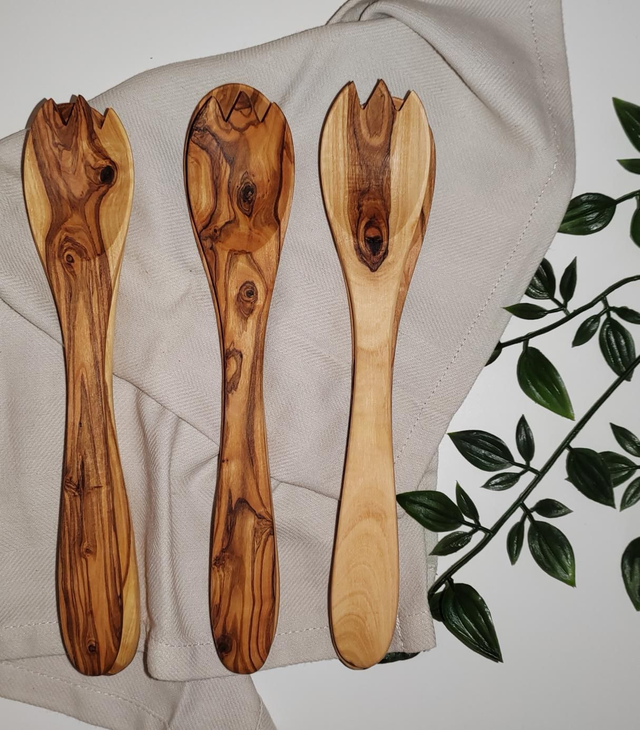 Olive wood Small salad servers
