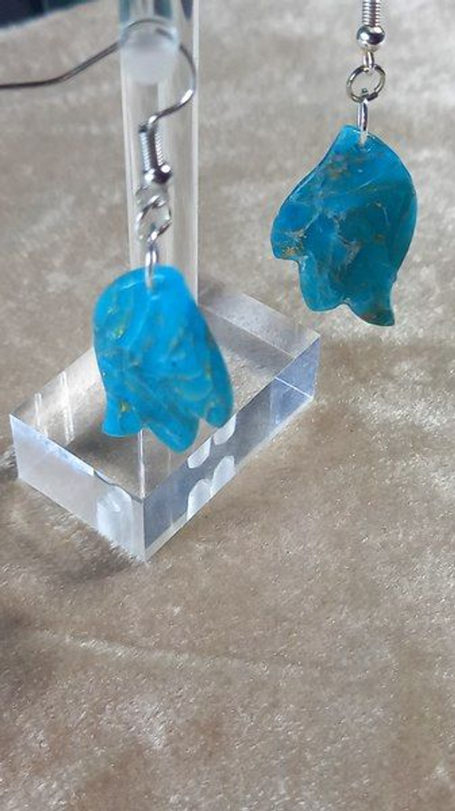 Boucles d&#039;oreilles - feuilles de turquoise