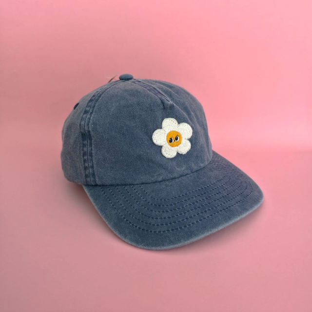 Smiling Flower - Embroidered cap