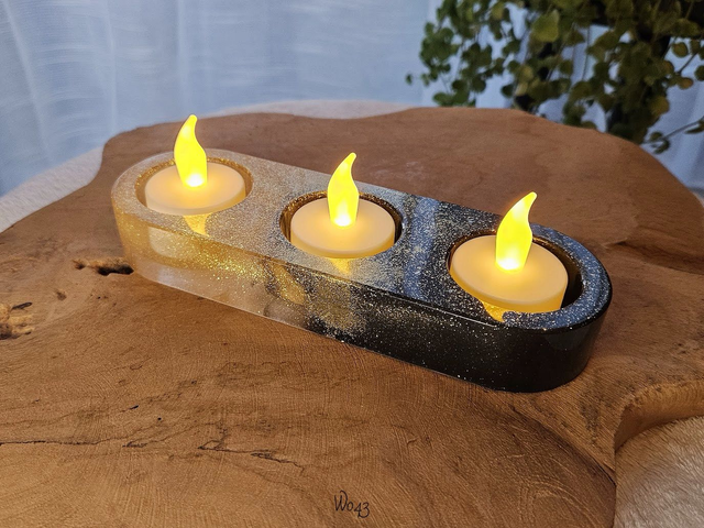 Black &amp; Gold (W043)