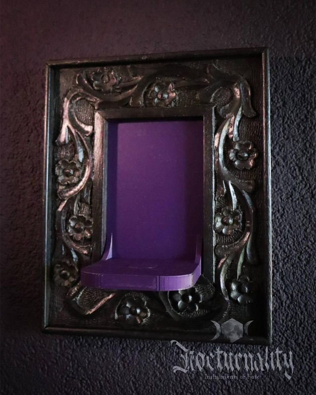 Framed Diobase Medium