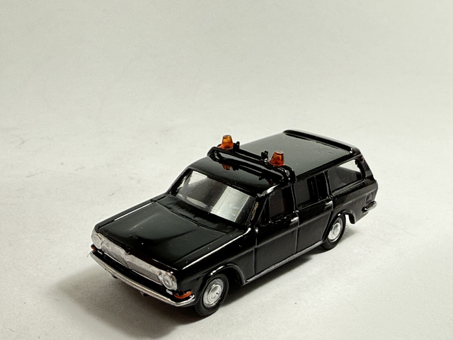 GAS 2402 "WOLGA"-Kombi UdSSR 1972 Begleitfahrzeug "GROSSRAUMTRANSPORT" DDR 