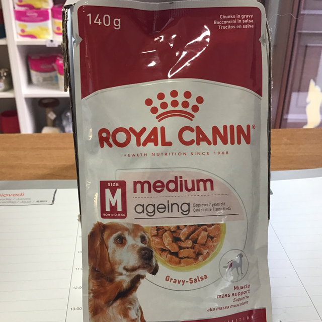 ROYAL CANIN DOG MEDIUM 140Gr 9003579008416