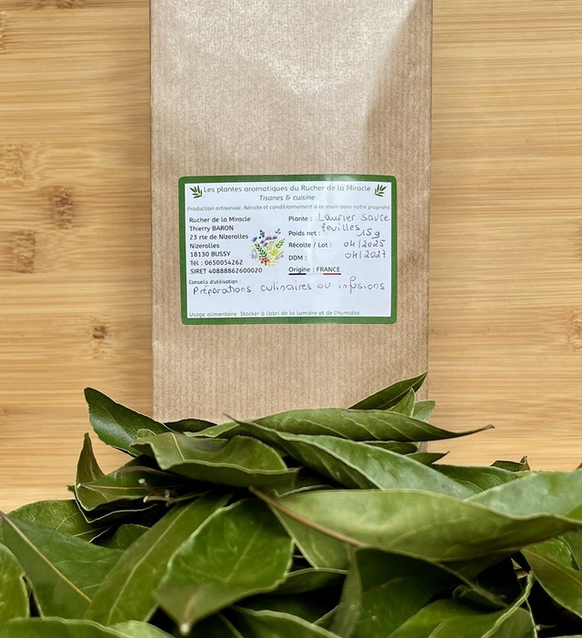 Feuilles laurier sauce séchées. Origine France.