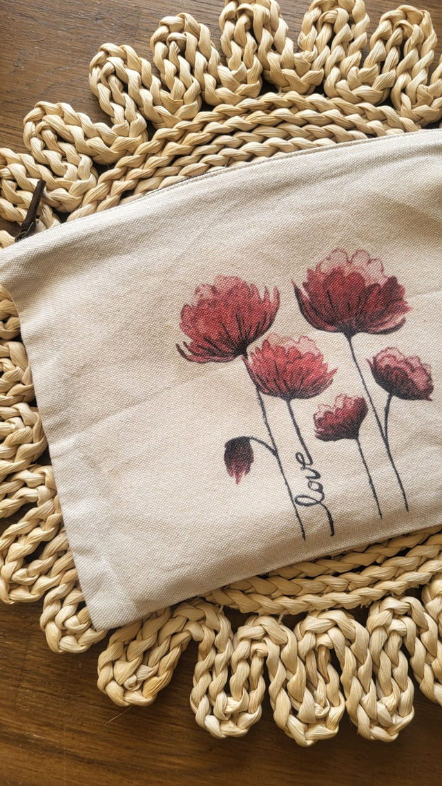 Une trousse coquelicot 