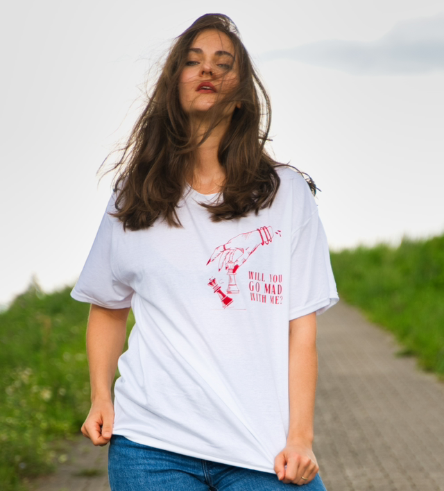 T-Shirt - „Pardon Me“ White Red