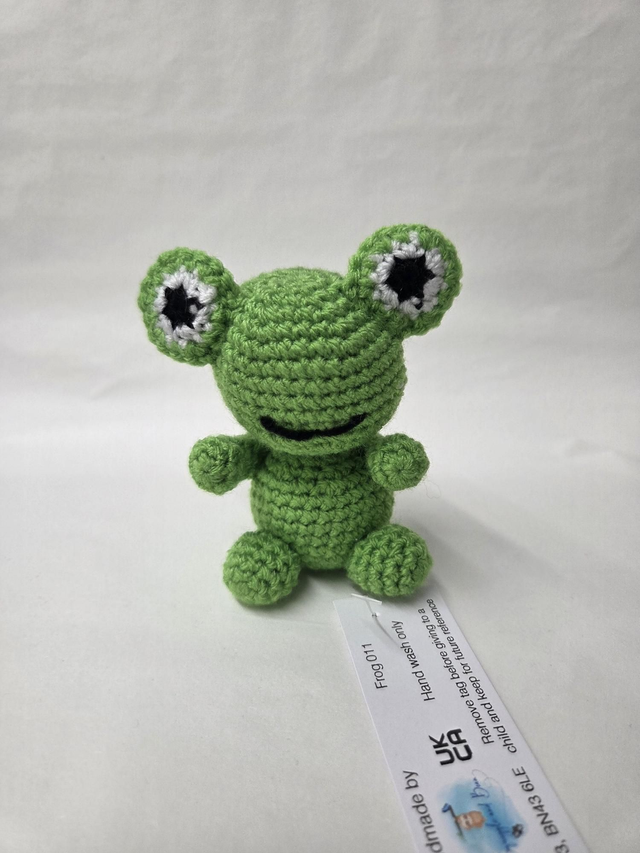 Green Frog Crochet Toy - UKCA Tested - KL-038