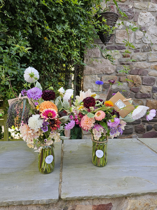 Decorate and fill a Jar Posy Workshop ~ Tuesday 17th June - 10am - 12pm