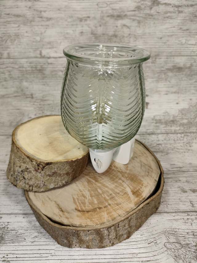 Ribbed Glass Plug In Burner