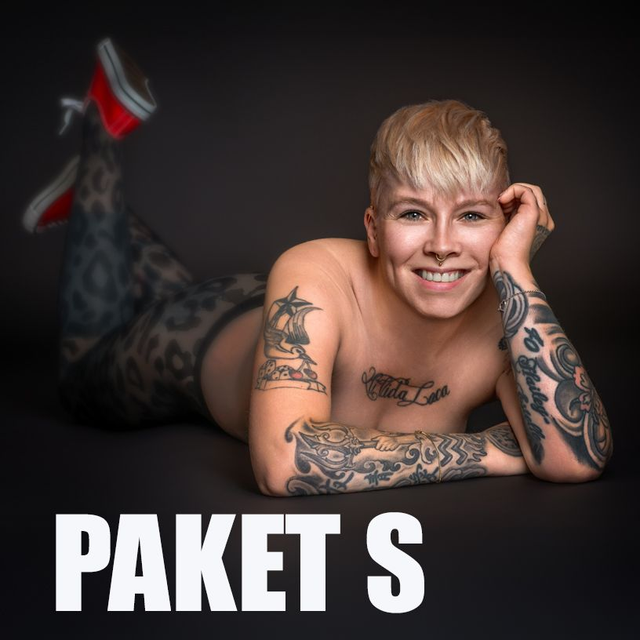 Sensual- Teilakt- Akt Shooting im Fotostudio - Paket S