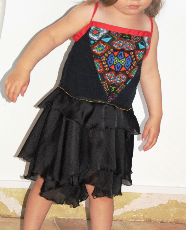 [Vente directe] La première Robe Barbara évolutive 2-5 ans à bretelles - version grandes occasions