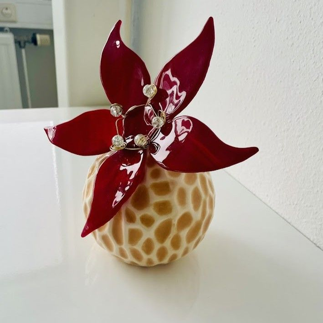 Luxe Handgemaakte Glazen Lelie Bloem Tuinsteker - Dieprood 