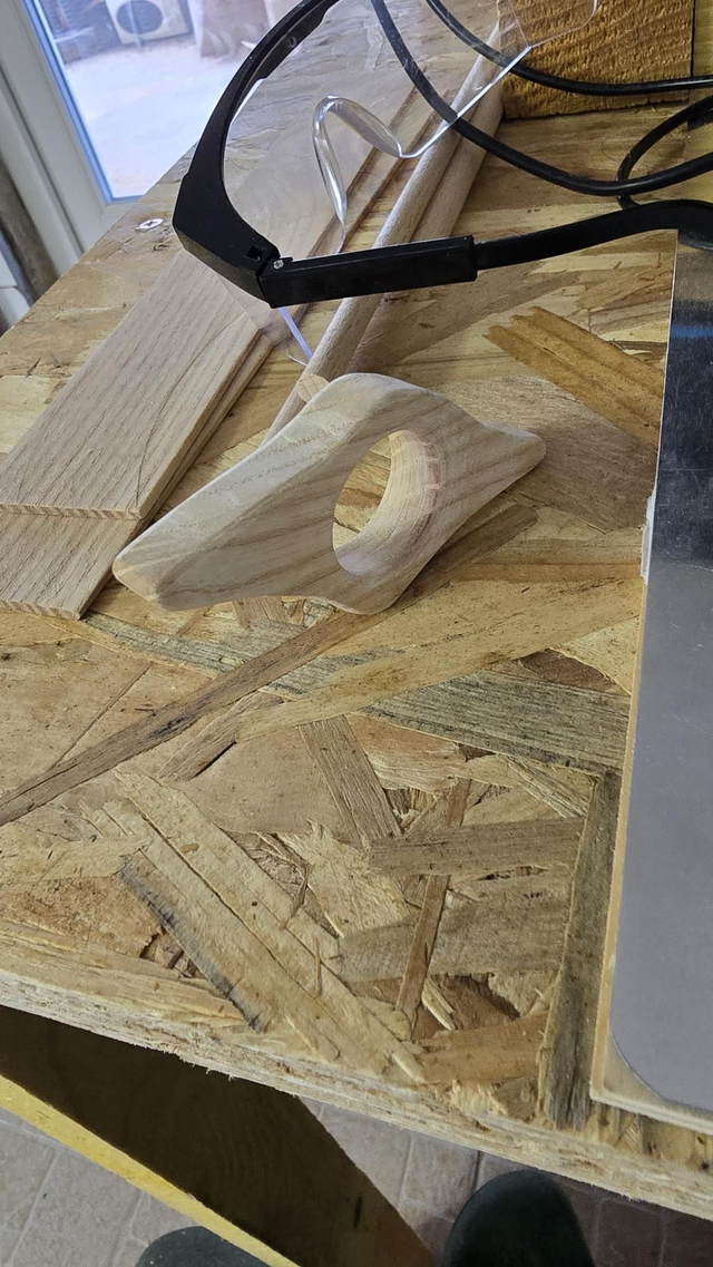 Bague de lecture ergonomique en bois massif – Confort et artisanat