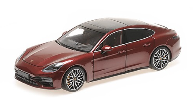 Porsche Panamera Turbo S rot. met. Minichamps 1:18