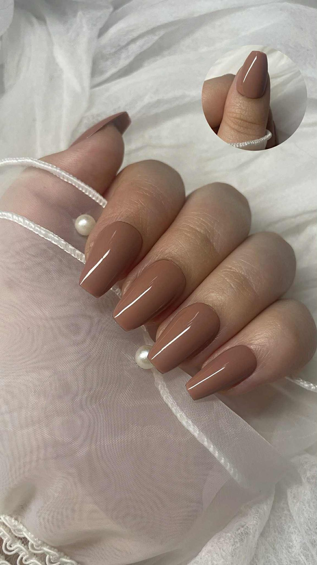 Taupe Chic