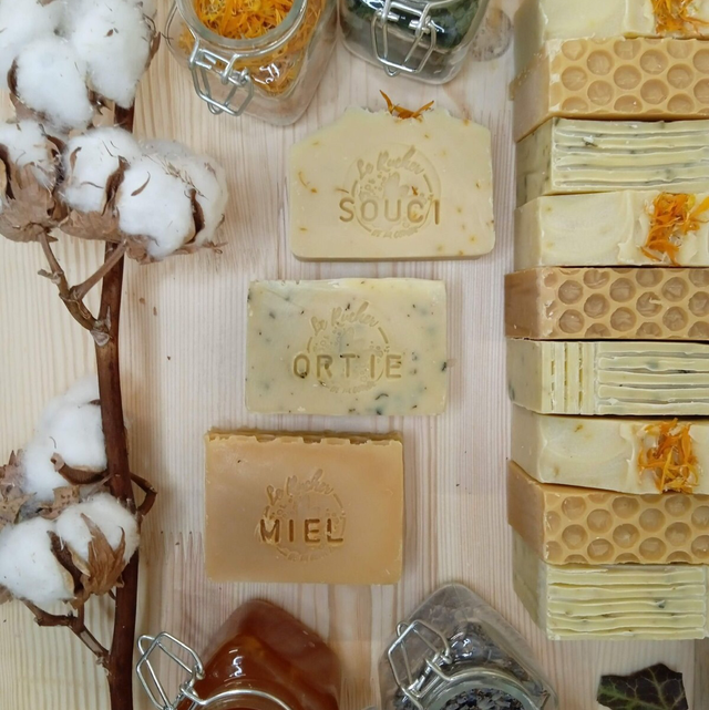 Savon à la Cire de nos abeilles et notre Calendula