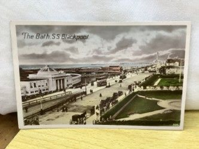 The Bath, South Shore. Blackpool, Lancashire, Posted 1934 The Advance Series Vintage Postcard. Our Ref No R412 £2.85