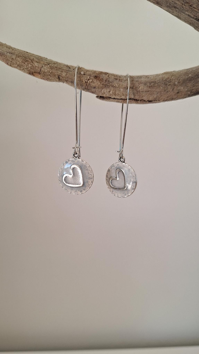 Boucles oreilles cœurs blancs