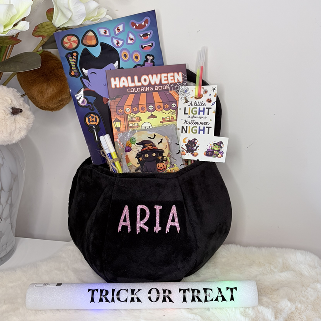 Pumpkin Basket, Activity Pack &amp; LED Wand