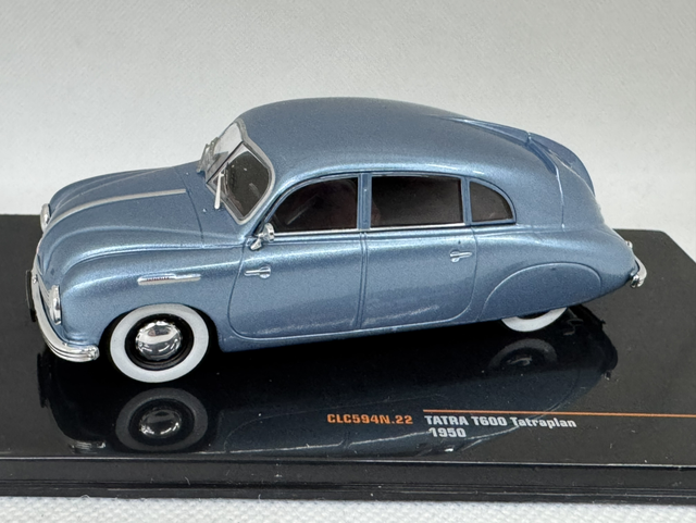 Tatra T600 Tatraplan 1950 IXO 1:43
