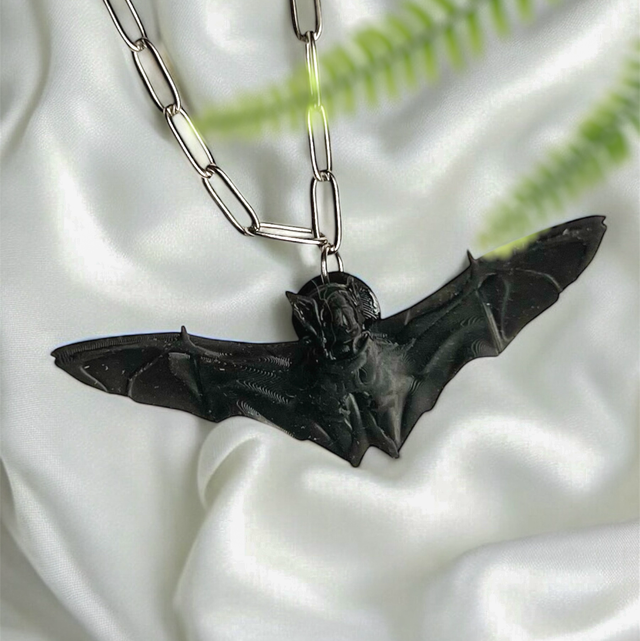 VLAD - Collier chauve souris en acier inoxydable 
