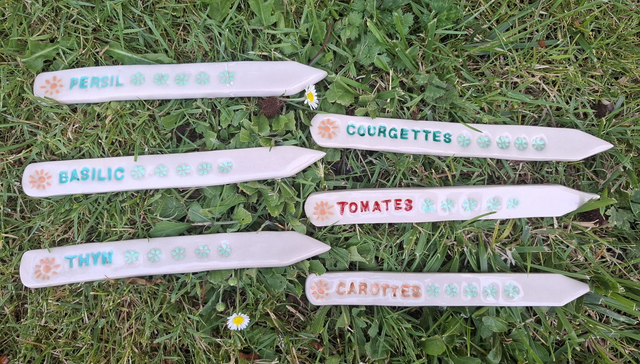 Étiquettes en céramique pour jardin – Lot de 6 Herbes Aromatiques et Légumes