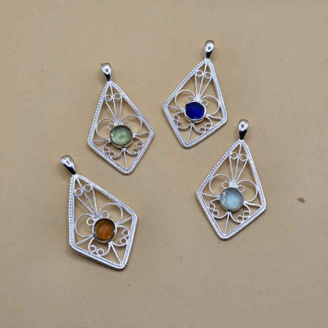 925 Sterling Silver Kite Butterfly Pendant - Scottish Seaglass