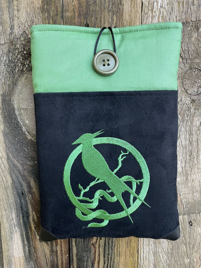 Pochette à livre brodée grand modèle