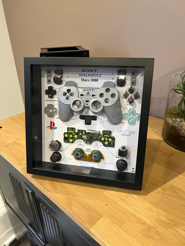 Cadre 3D Diorama shadowbox manette PlayStation dualshock