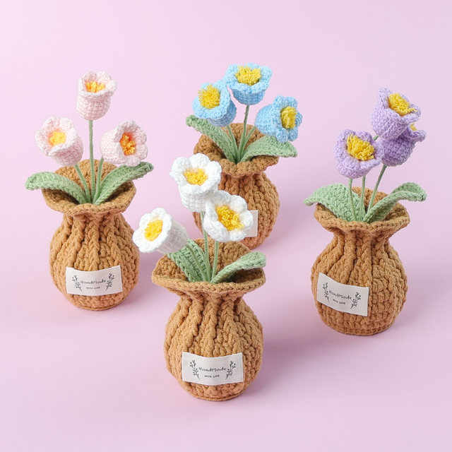 Lily on the Valley (Crochet Pot)